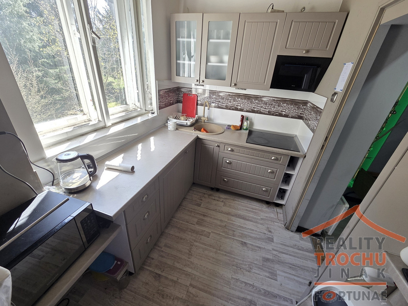 Prodej domu 390 m² s pozemkem 2 700 m² – fotografie 3