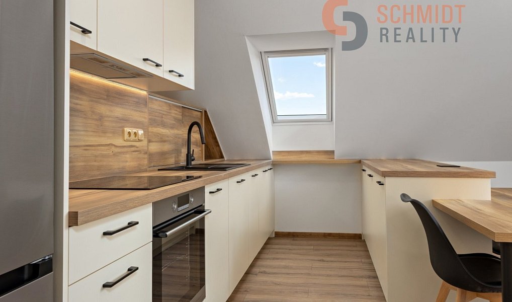 Prodej bytu 3+kk 77 m², Lednice – náhled fotky 2