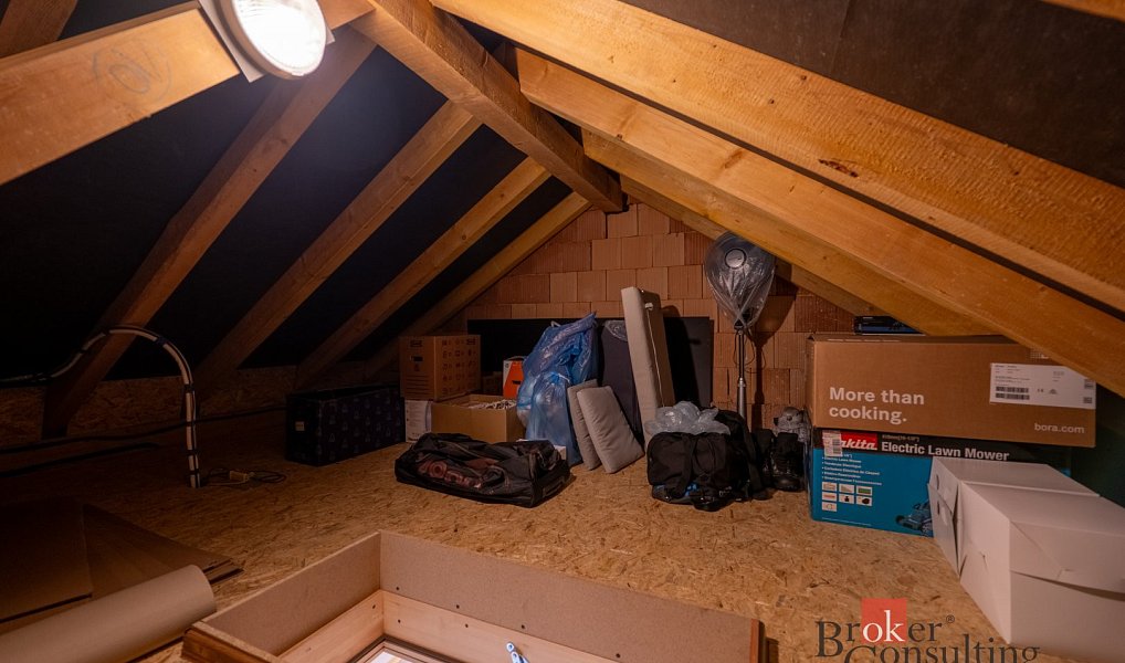 Prodej domu 154 m² s pozemkem 577 m², Líně – náhled fotky 25
