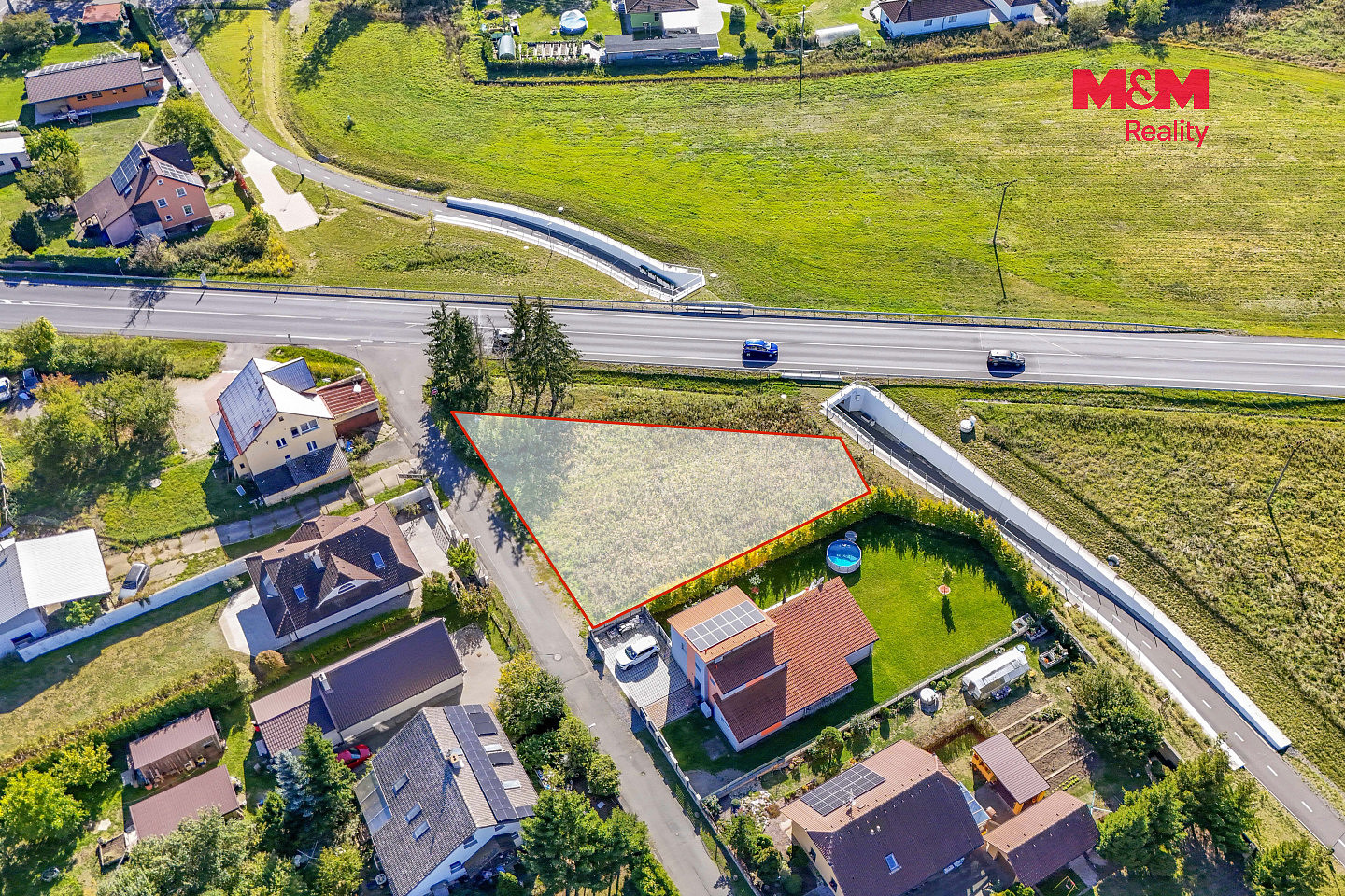 Prodej stavebního pozemku 836 m² – fotografie 2
