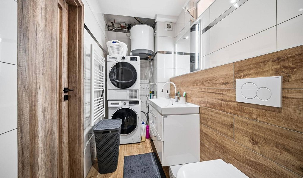 Prodej bytu 3+1 76 m², Všestary – náhled fotky 10