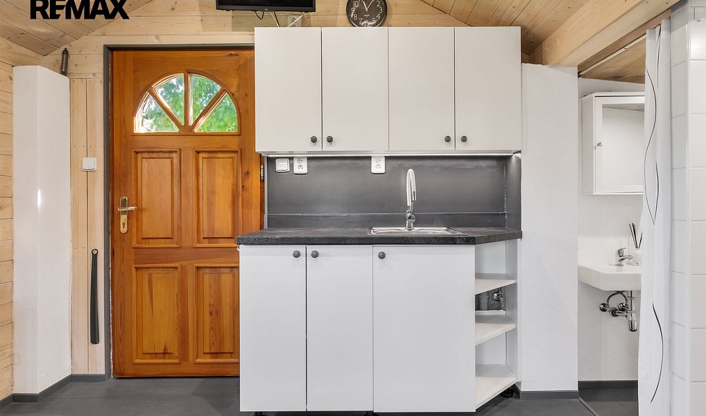 Prodej chaty/chalupy 28 m² s pozemkem 298 m², Nezdice na Šumavě – náhled fotky 4