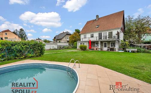 Prodej domu 329 m² s pozemkem 716 m², Dlouhá, Šlapanice, okres Brno-venkov