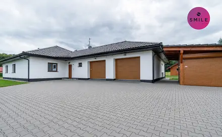 Prodej domu 333 m² s pozemkem 2 421 m², Čeladná, okres Frýdek-Místek