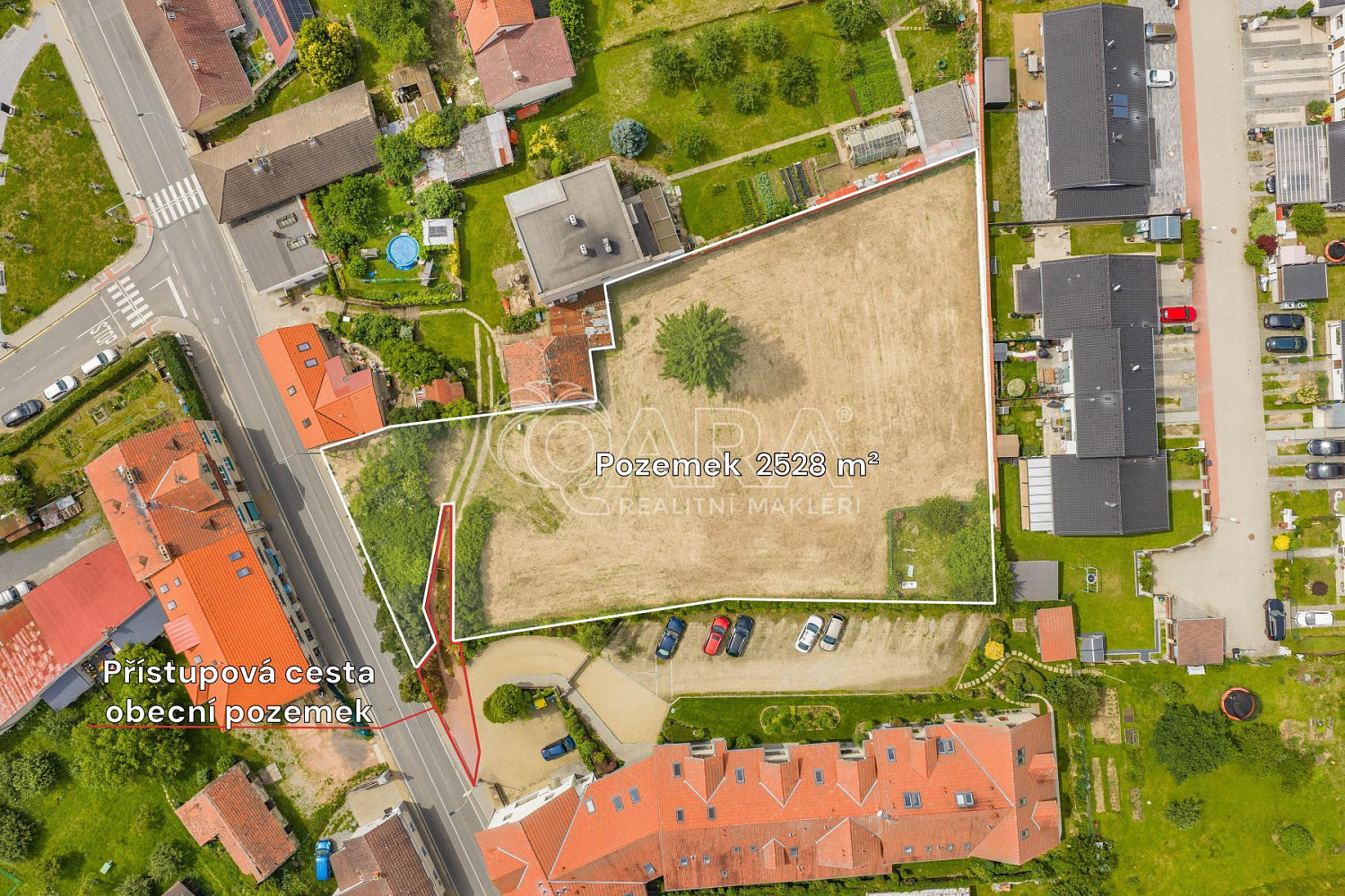 Prodej stavebního pozemku 2 528 m²