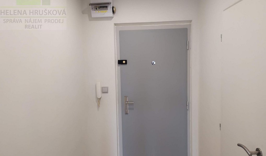Pronájem bytu 1+kk 27 m², Ostrava – náhled fotky 8
