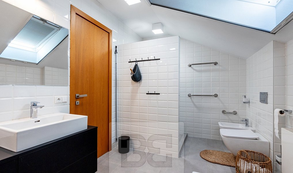 Prodej domu 201 m² s pozemkem 801 m², Předměřice nad Jizerou – náhled fotky 19