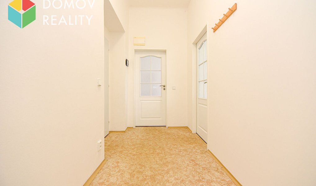 Pronájem bytu 1+1 40 m², Králův Dvůr – náhled fotky 6