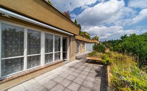 Prodej bytu 5+1 118 m², Pod Skalkou, Praha 5 - Smíchov