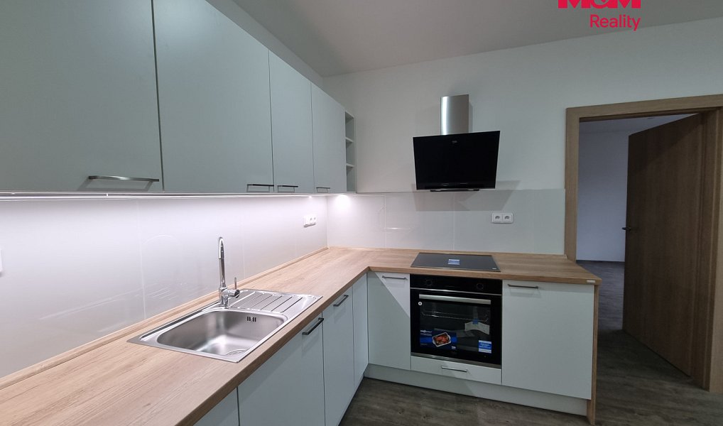Prodej nájemního domu, činžáku 960 m², Ostrava – náhled fotky 3