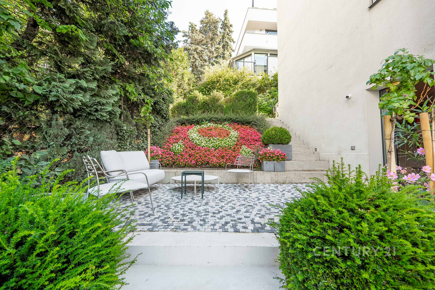 Pronájem kanceláře 115 m² – fotografie 2