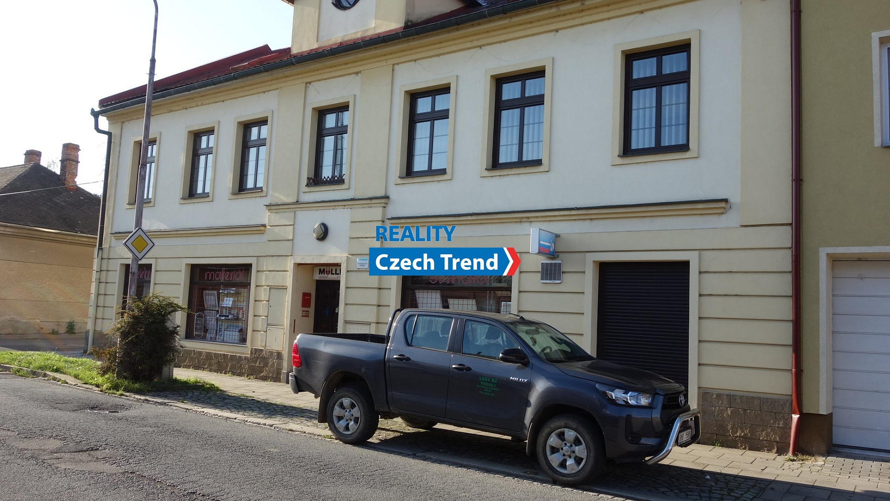Pronájem obchodních prostor 480 m²