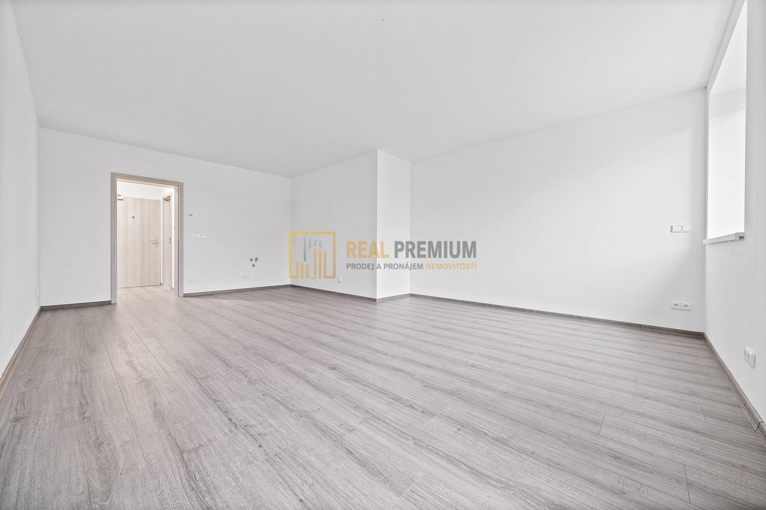 Prodej bytu 1+kk 36 m² — photo 3