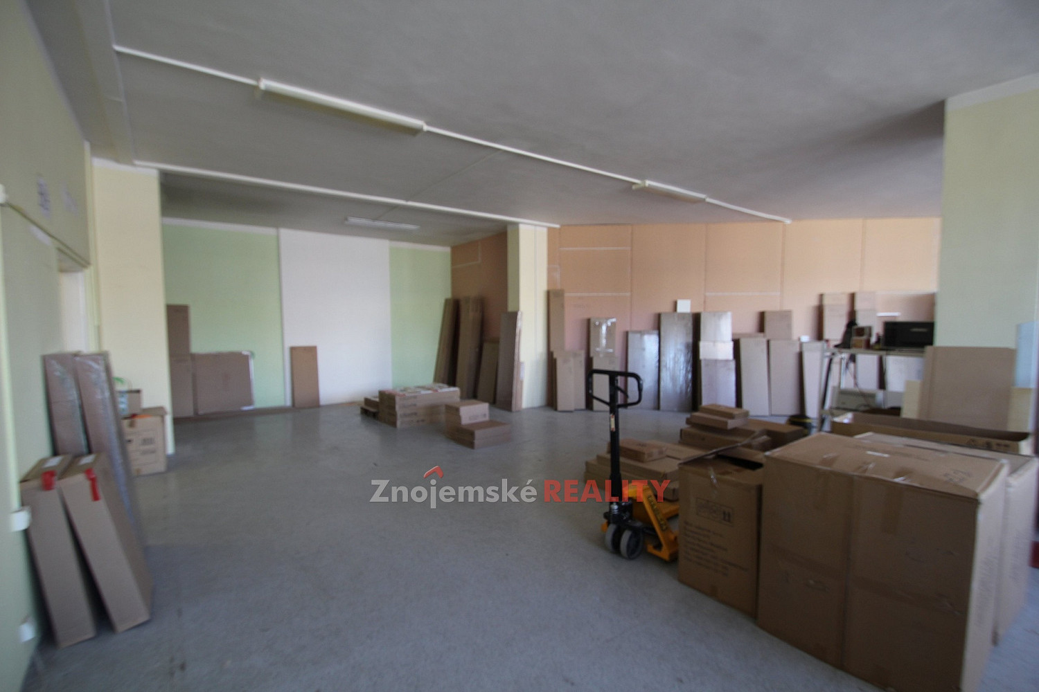 Pronájem obchodních prostor 130 m² – fotografie 5
