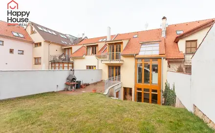 Pronájem domu 290 m² s pozemkem 550 m², Nad hradním vodojemem, Praha 6 - Střešovice
