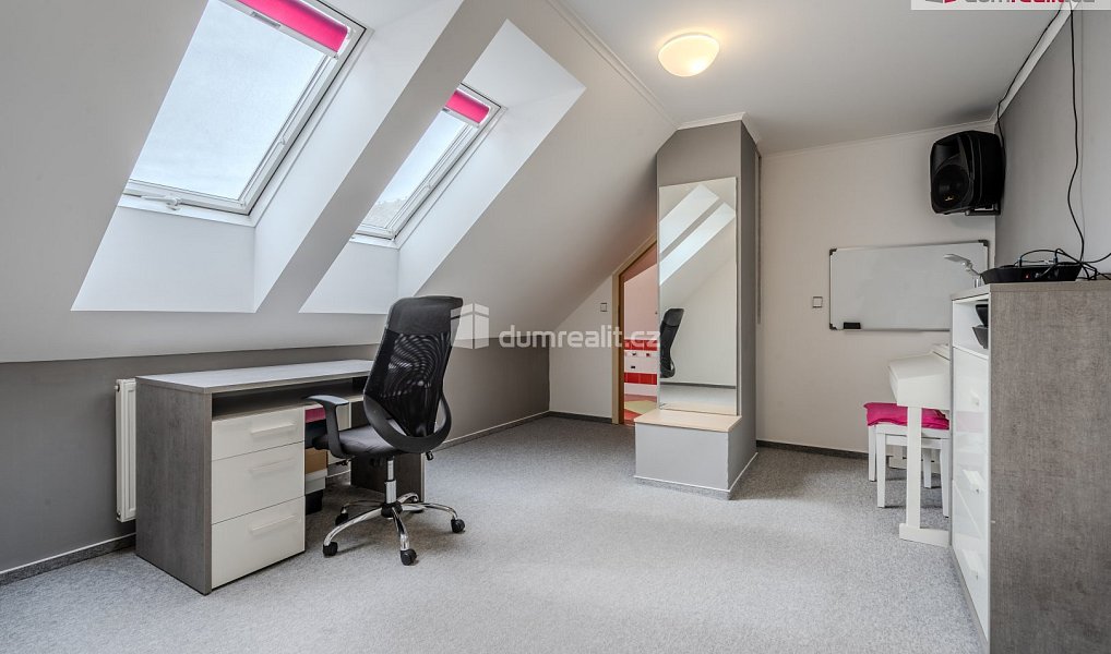 Prodej domu 300 m² s pozemkem 300 m², Roudnice nad Labem – náhled fotky 10