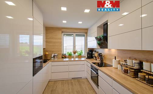 Prodej bytu 3+1 70 m², Valašské Meziříčí - Bynina, okres Vsetín