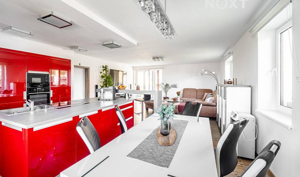 Prodej domu 140 m² s pozemkem 917 m², Kaplice – náhled fotky 7