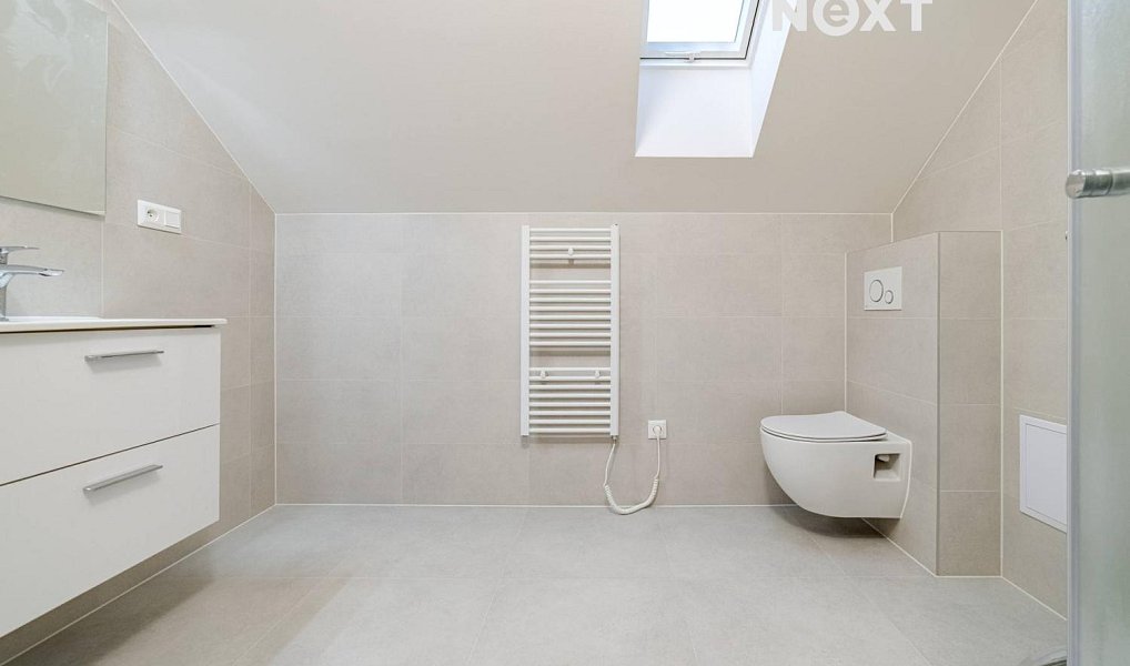 Prodej bytu 1+kk 30 m², Praha – náhled fotky 8
