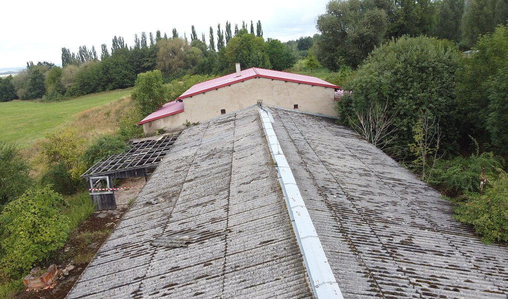Prodej zemědělského objektu 1 050 m², Žlebské Chvalovice – náhled fotky 4