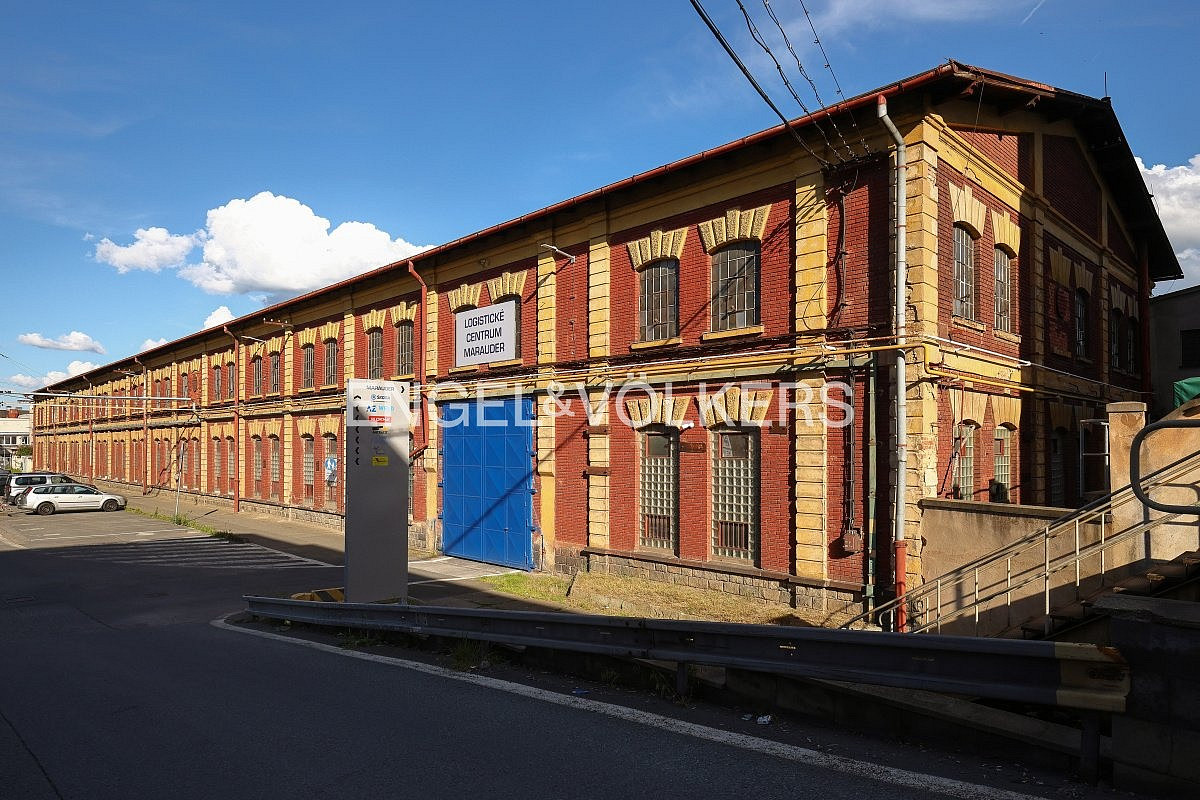 Pronájem skladovacích prostor 14 528 m²