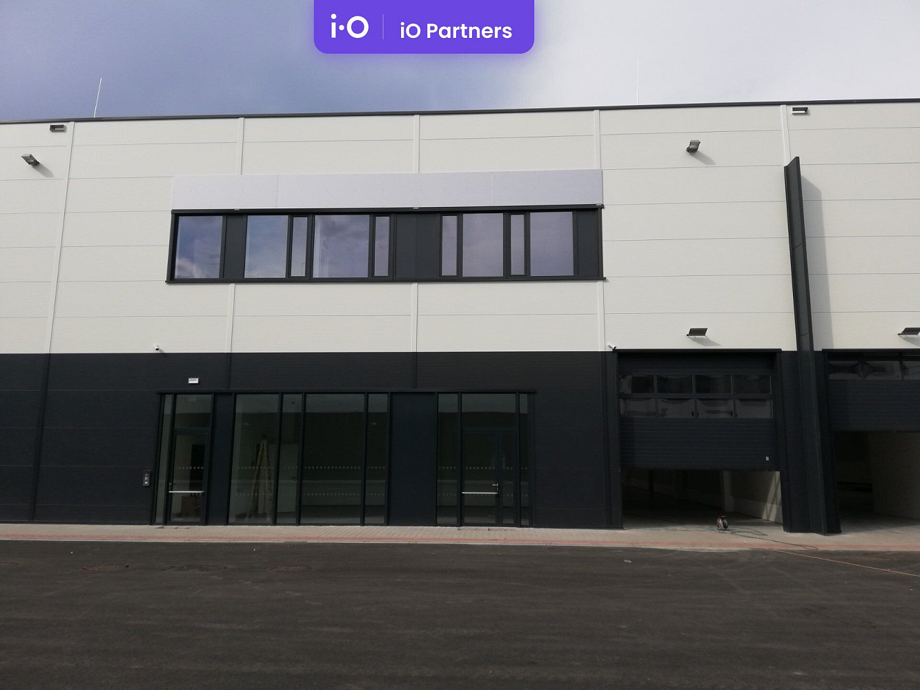 Pronájem skladovacích prostor 800 m² – fotografie 2