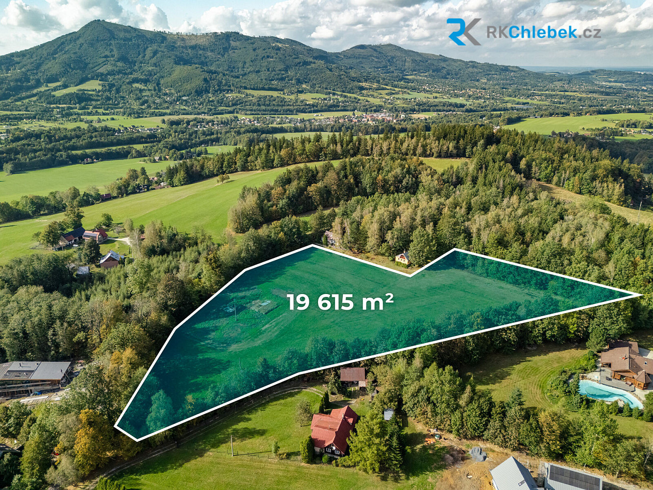Prodej stavebního pozemku 19 615 m² – fotografie 2