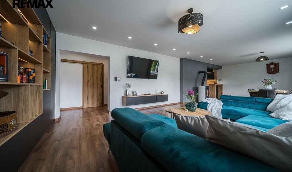 Prodej domu 290 m² s pozemkem 671 m², Ratíškovice – náhled fotky 27
