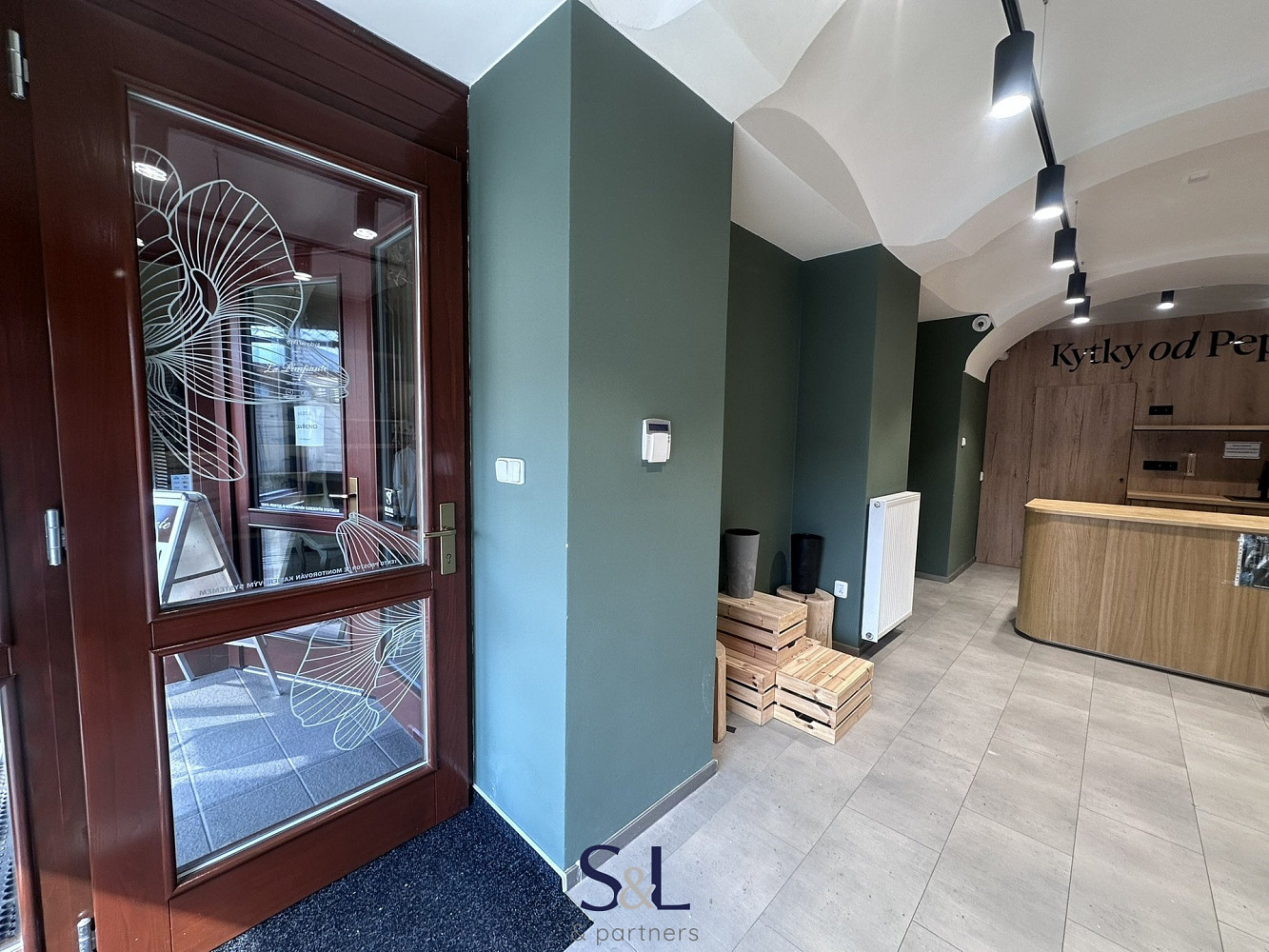 Pronájem obchodních prostor 33 m² – fotografie 4