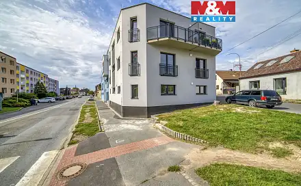 Pronájem bytu 1+kk 34 m², Benešova třída, Nýřany, okres Plzeň-sever