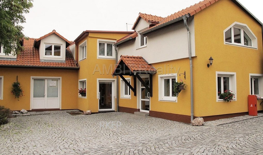 Pronájem kanceláře 60 m², Praha – náhled fotky 2