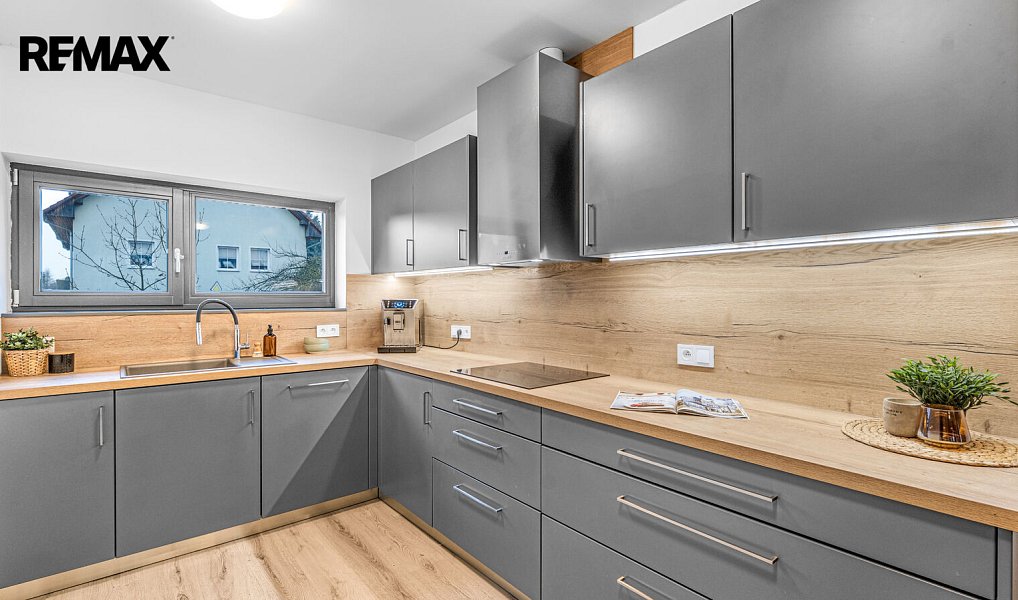 Prodej domu 179 m² s pozemkem 230 m², Velké Přílepy – náhled fotky 2