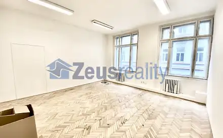 Pronájem obchodních prostor 27 m², Kaprova, Praha 1 - Josefov