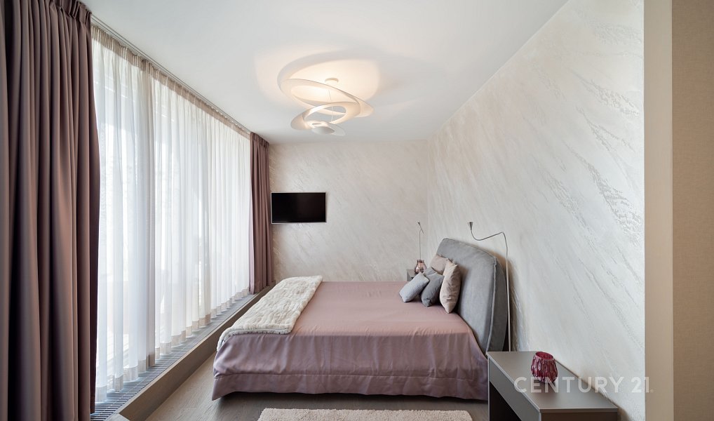 Prodej bytu 5+kk 317 m², Praha – náhled fotky 9