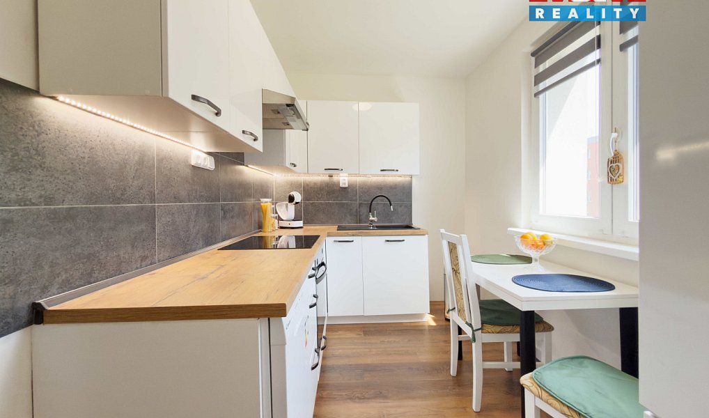 Prodej bytu 2+1 55 m², Karviná – náhled fotky 2