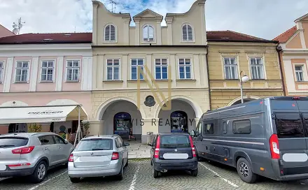 Pronájem bytu 2+kk 69 m², náměstí Míru, Domažlice - Město