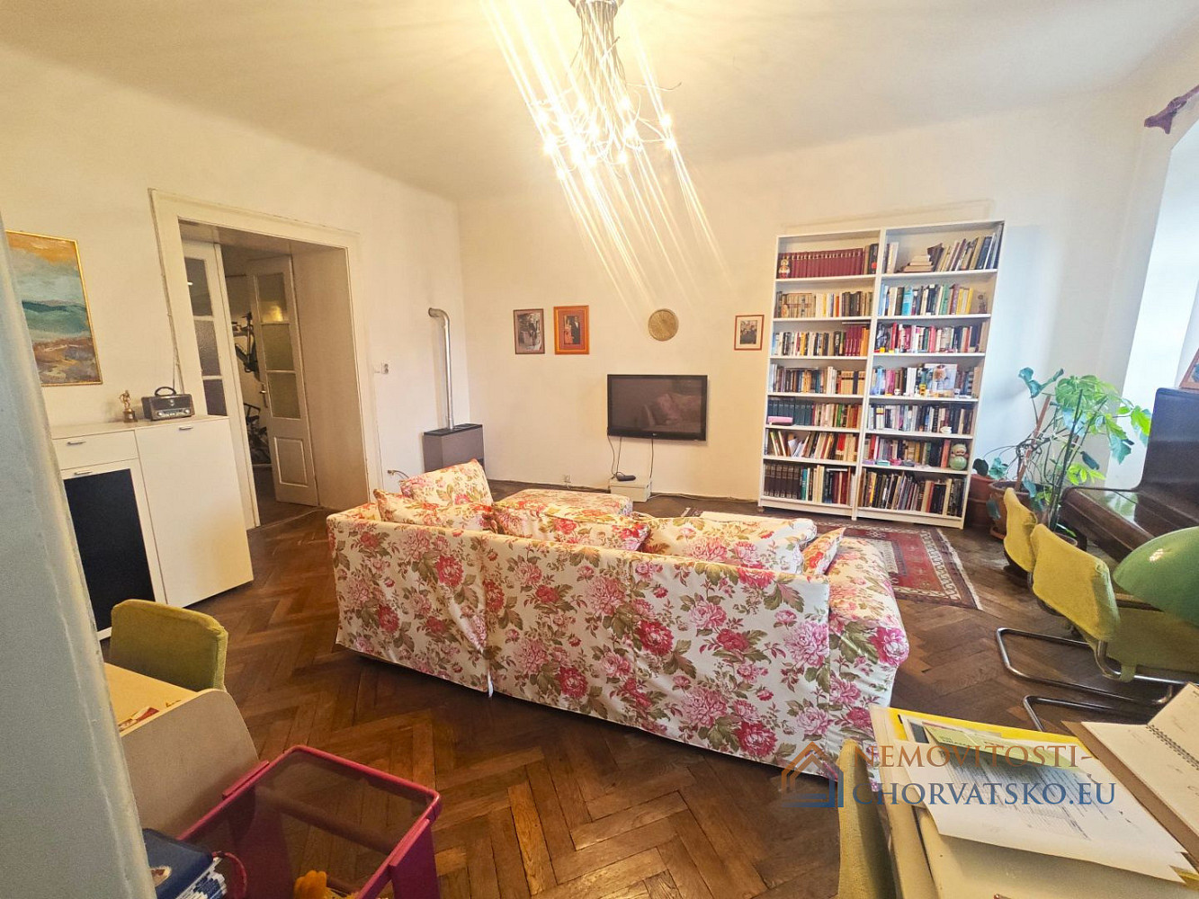 Prodej bytu 4+1 140 m² - Поглед 2