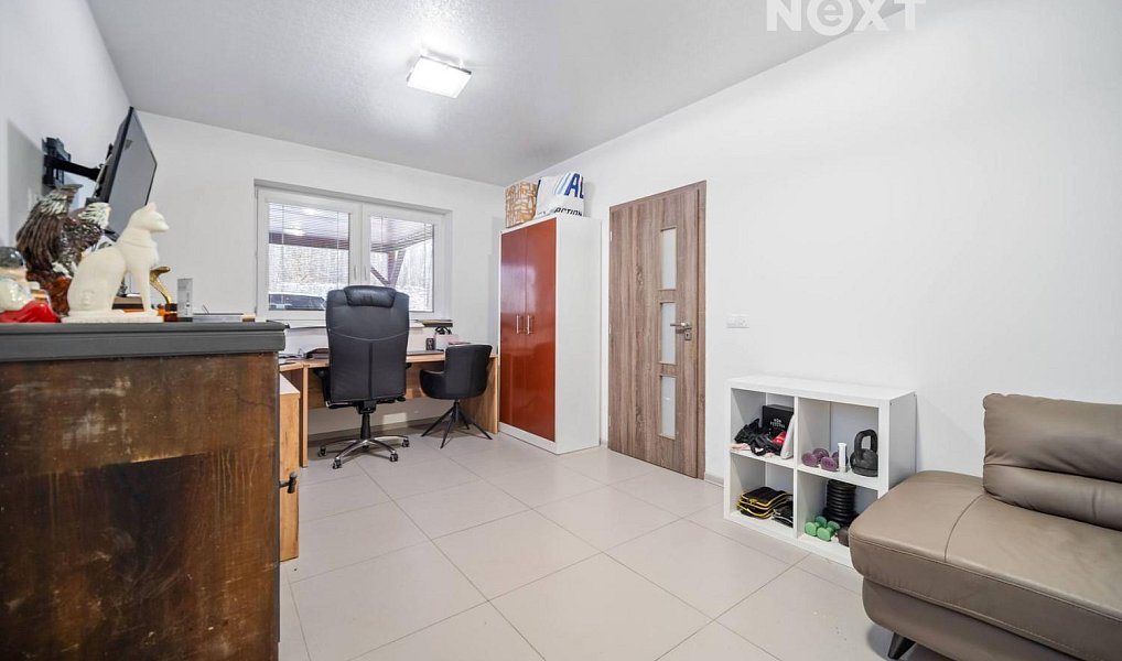 Prodej domu 199 m² s pozemkem 1 061 m², Chrtníky – náhled fotky 21