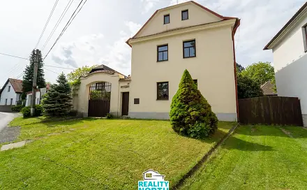 Prodej domu 386 m² s pozemkem 2 232 m², Kanina, okres Mělník