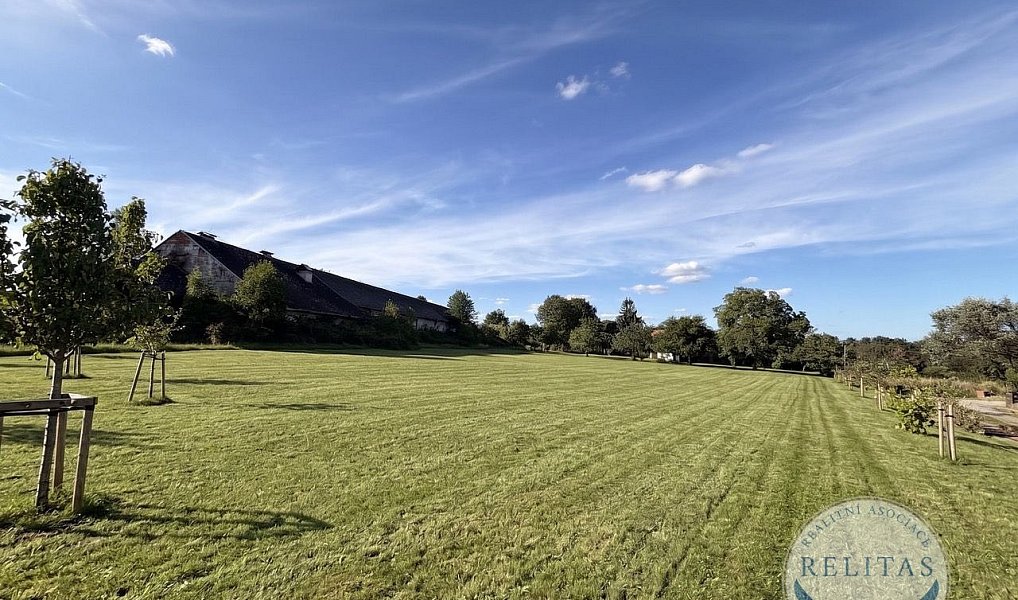 Prodej stavebního pozemku 8 592 m², Kokořín – náhled fotky 6