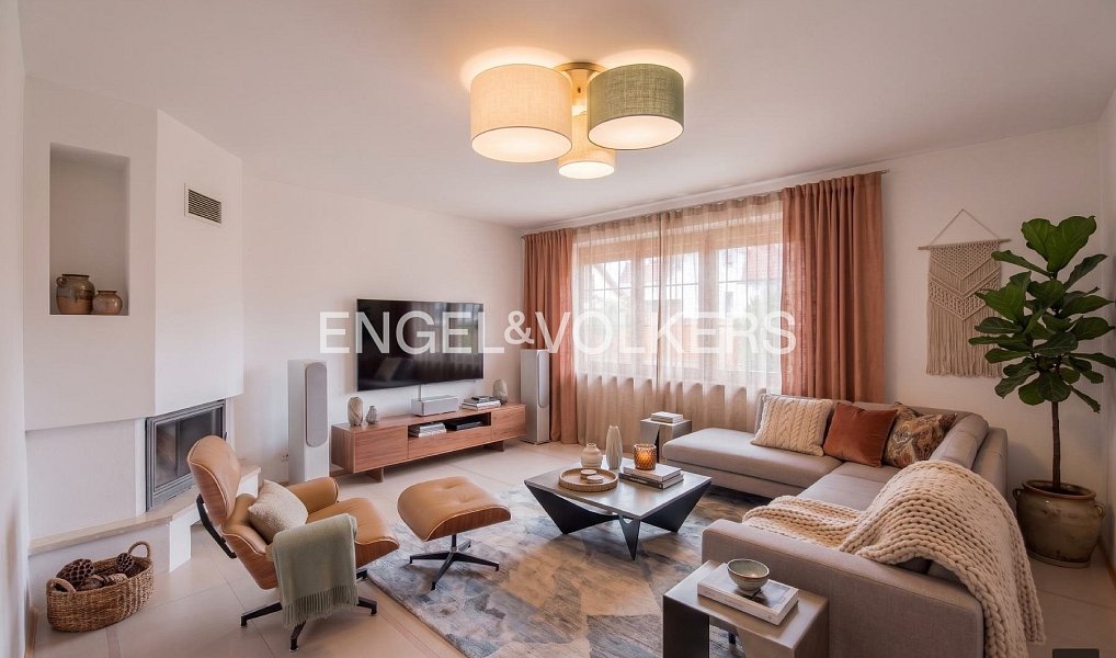 Prodej domu 270 m² s pozemkem 822 m², Praha – náhled fotky 2
