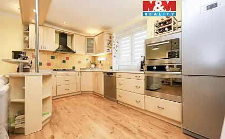 Prodej bytu 3+kk 72 m², Na zákopě, Olomouc - Chválkovice