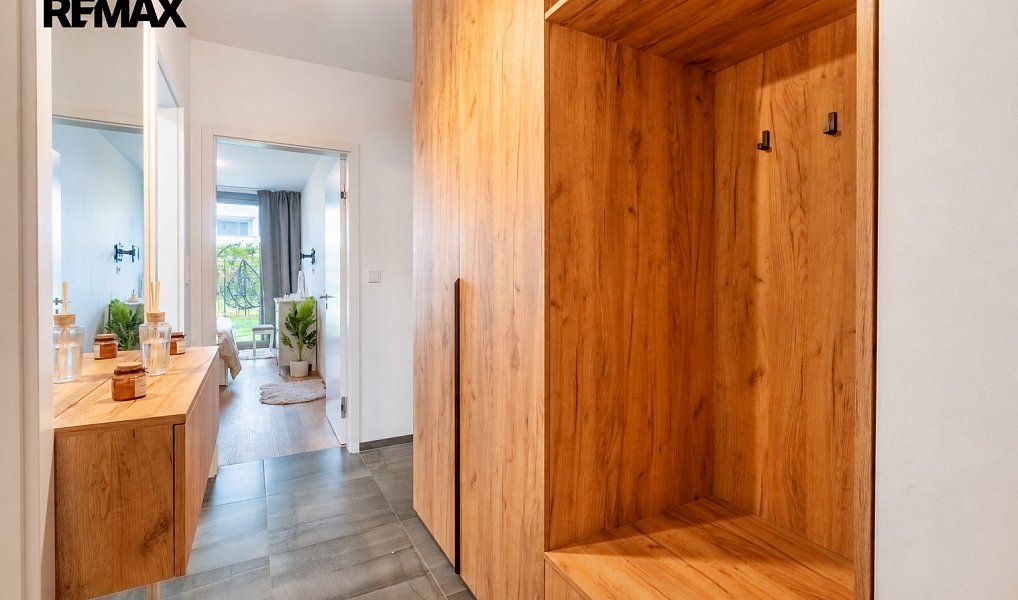 Prodej bytu 2+kk 60 m², Praha – náhled fotky 14