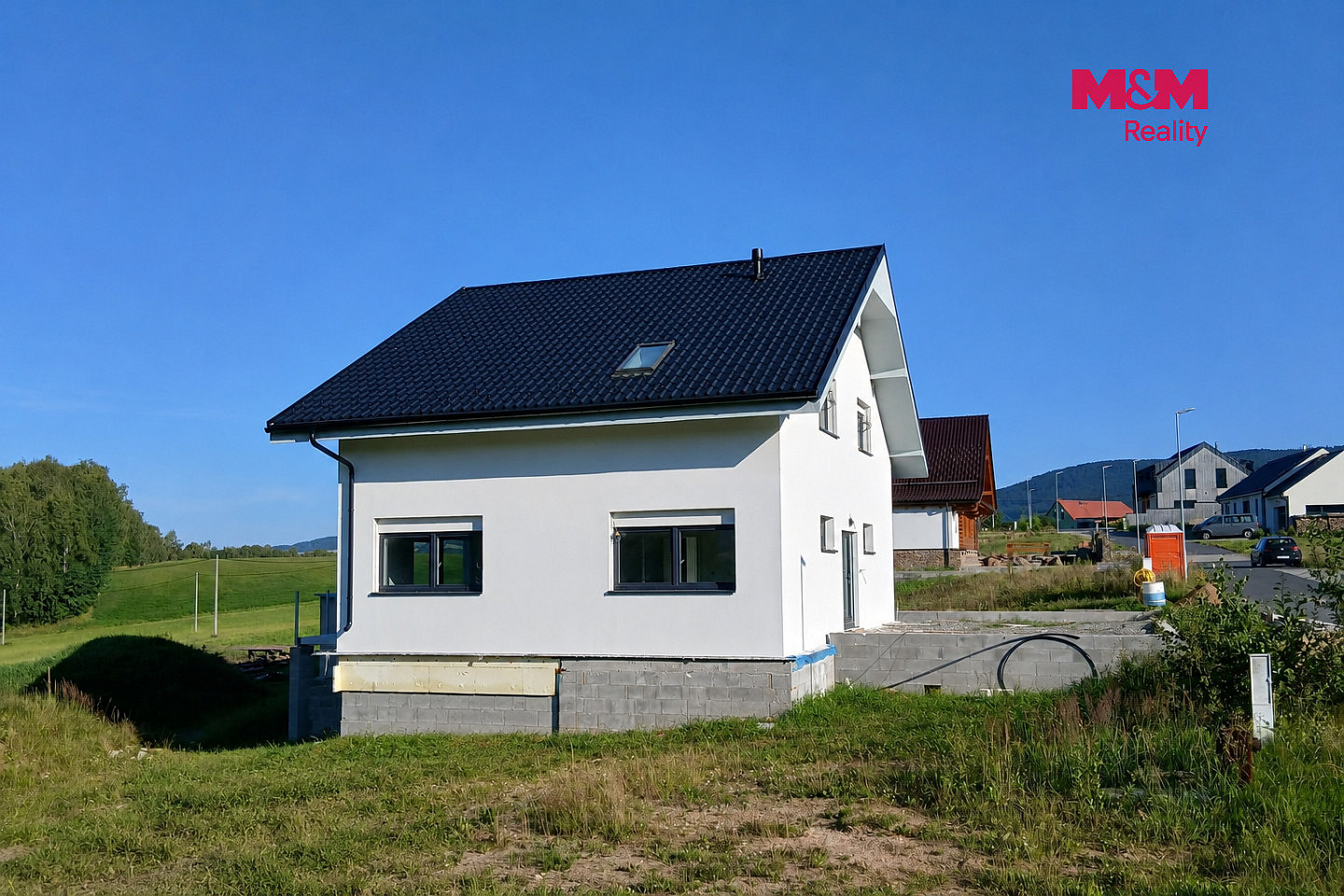 Prodej domu 260 m² s pozemkem 500 m² – fotografie 2