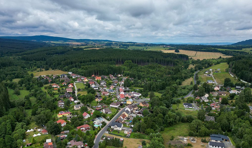 Prodej stavebního pozemku 1 570 m², Valy – náhled fotky 18