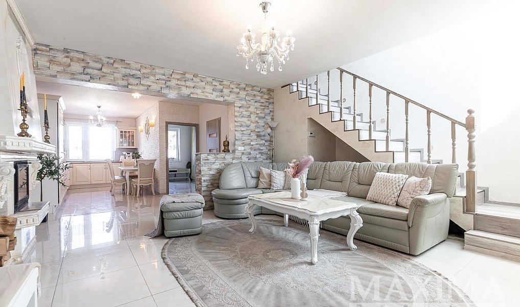 Prodej domu 154 m² s pozemkem 824 m², Pchery – náhled fotky 2