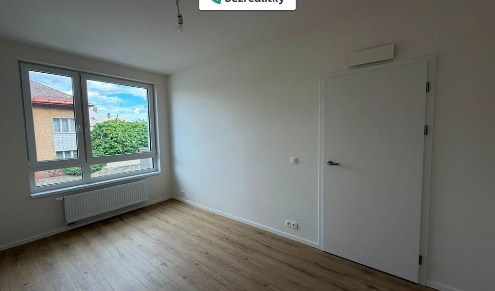 Prodej bytu 2+kk 48 m², Kladno – náhled fotky 7