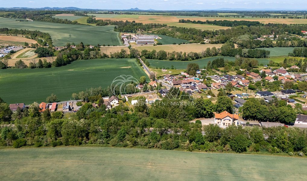 Prodej domu 274 m² s pozemkem 941 m², Kropáčova Vrutice – náhled fotky 27