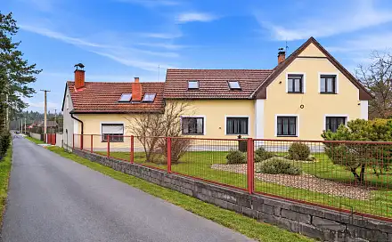 Prodej domu 300 m² s pozemkem 1 063 m², Konárovice, okres Kolín