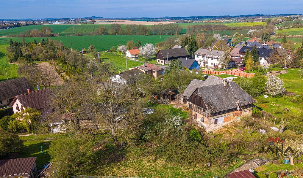 Prodej domu 200 m², Čtveřín – náhled fotky 9